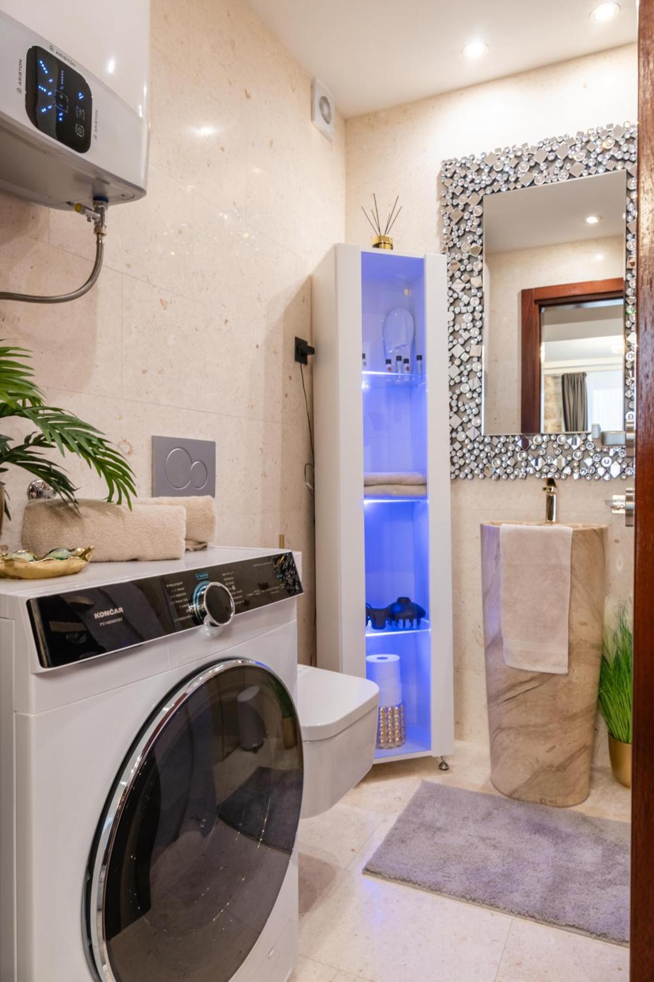 Vip Gold Room Pag Town Dış mekan fotoğraf